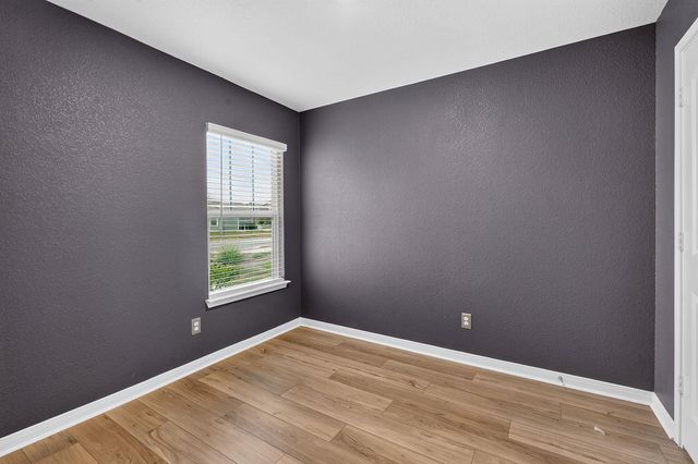 181 Citrine CRST, Maxwell, TX 78656