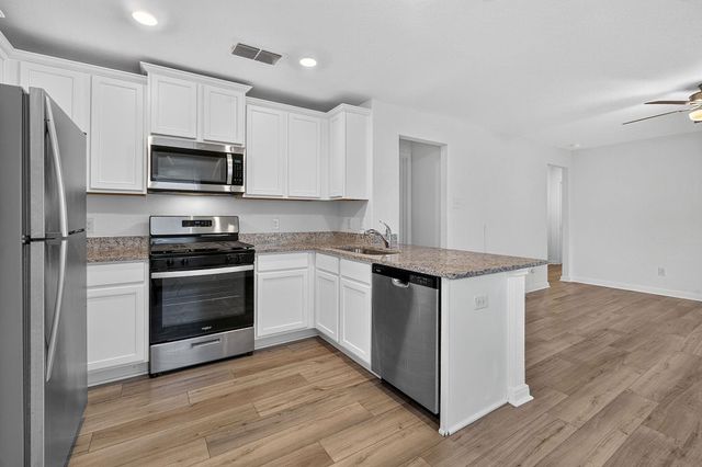 181 Citrine CRST, Maxwell, TX 78656