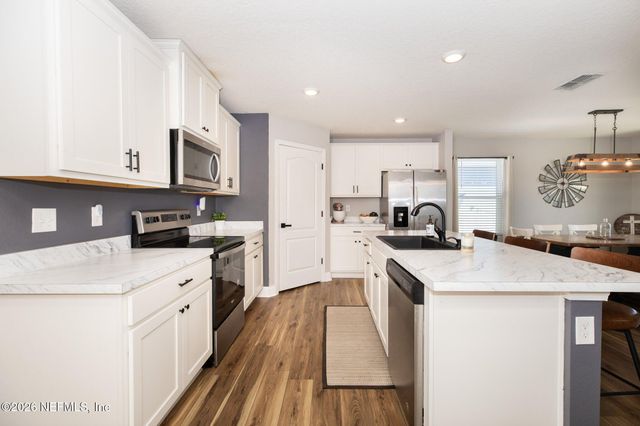 2989 ROCK CREEK Court, Green Cove Springs, FL 32043