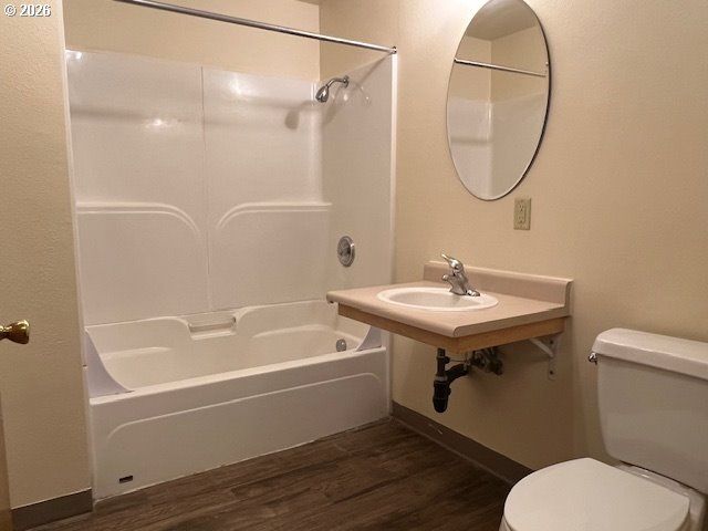 7265 Se WEBSTER Ln, Milwaukie, OR 97267