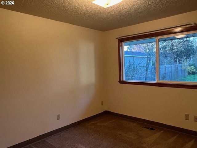 7265 Se WEBSTER Ln, Milwaukie, OR 97267