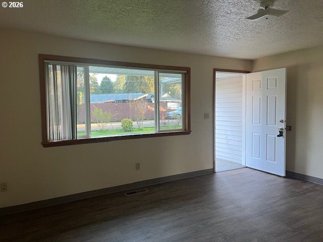 7265 Se WEBSTER Ln, Milwaukie, OR 97267