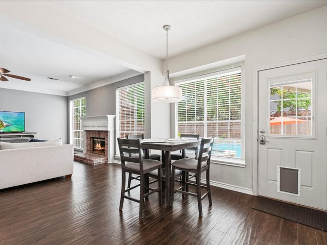 1322 Billit Way Drive, Houston, TX 77094