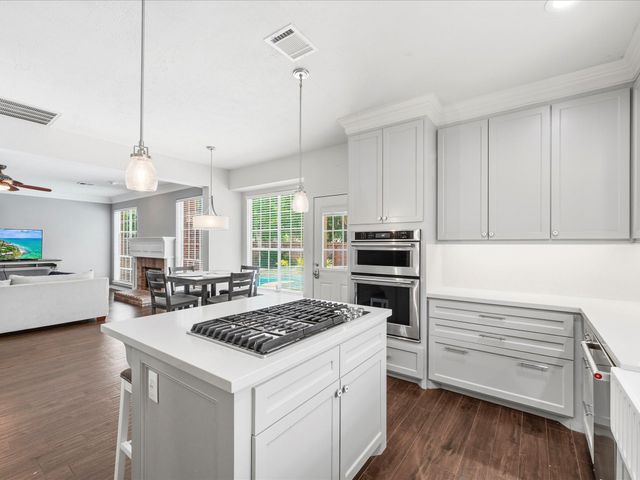 1322 Billit Way Drive, Houston, TX 77094