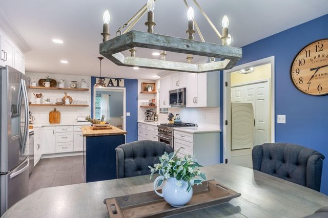 1822 Mountain Bay Drive, Hixson, TN 37343