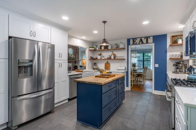 1822 Mountain Bay Drive, Hixson, TN 37343