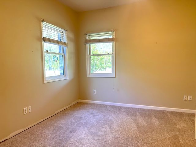 15 Lake Indian Hills Circle, Carbondale, IL 62901
