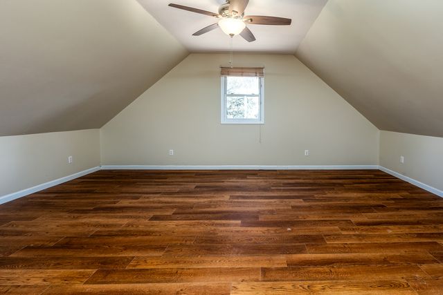 15 Lake Indian Hills Circle, Carbondale, IL 62901
