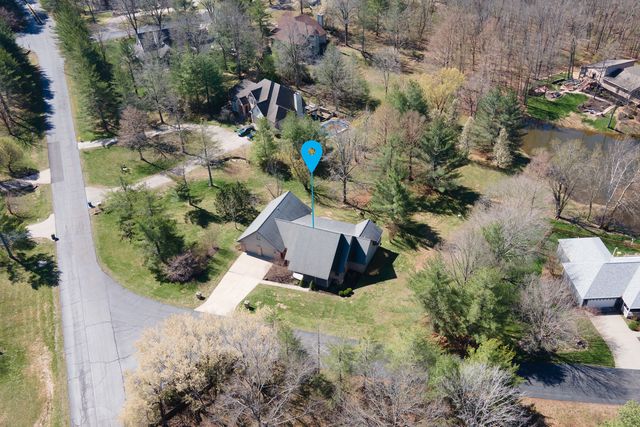 15 Lake Indian Hills Circle, Carbondale, IL 62901