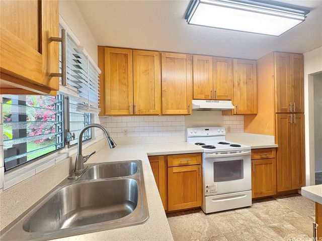 96-216 Waiawa Road 75, Pearl City, HI 96782