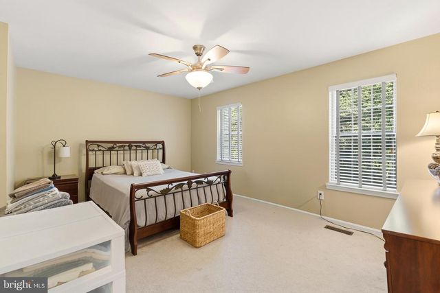 1819 WEXFORD RD, Palmyra, PA 17078