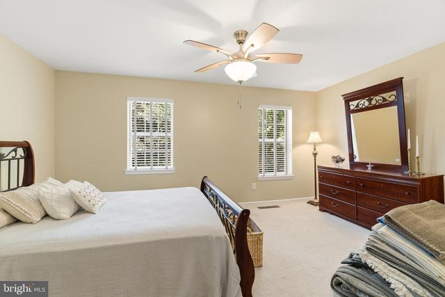 1819 WEXFORD RD, Palmyra, PA 17078