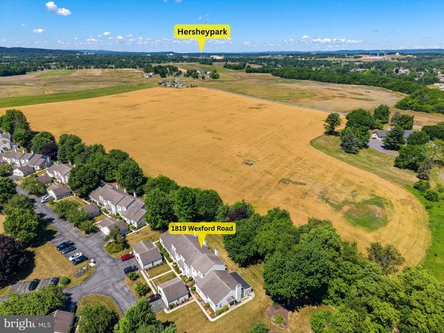 1819 WEXFORD RD, Palmyra, PA 17078