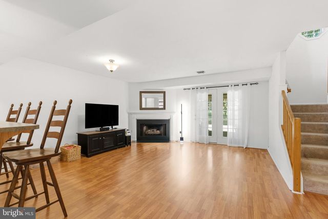 1819 WEXFORD RD, Palmyra, PA 17078