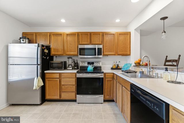1819 WEXFORD RD, Palmyra, PA 17078