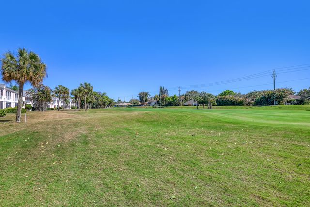402 Muirfield Court 402d, Jupiter, FL 33458