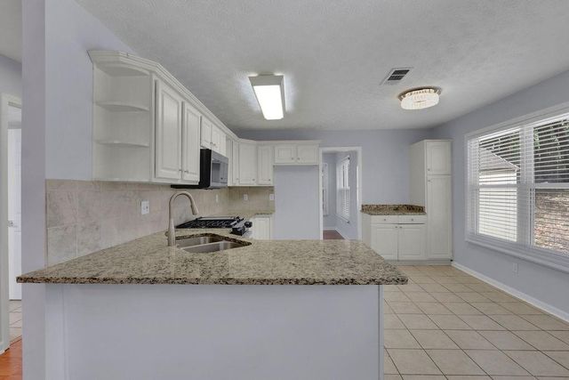 5235 Arbor View Way, Sugar Hill, GA 30518