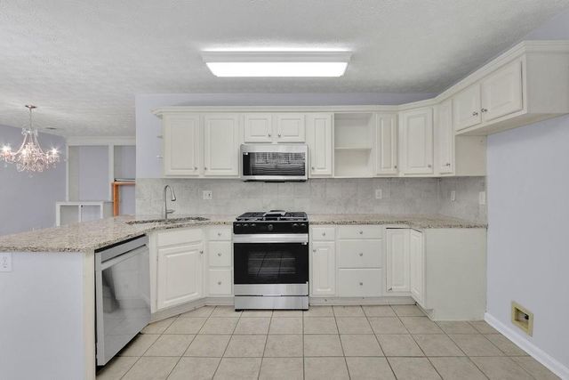 5235 Arbor View Way, Sugar Hill, GA 30518