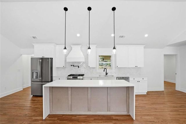 2940 Cloverhurst Drive, Atlanta, GA 30344