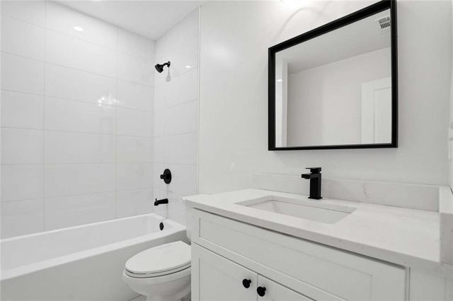 2940 Cloverhurst Drive, Atlanta, GA 30344