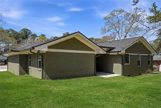 2940 Cloverhurst Drive, Atlanta, GA 30344