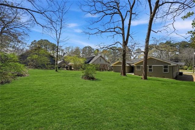 2940 Cloverhurst Drive, Atlanta, GA 30344