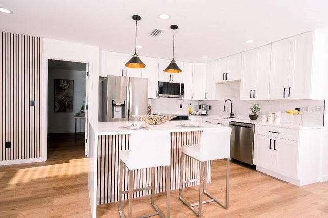 219 S CORONA AVENUE, Clearwater, FL 33765