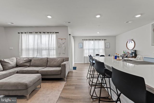 140 WOOD WALK AVE, La Plata, MD 20646