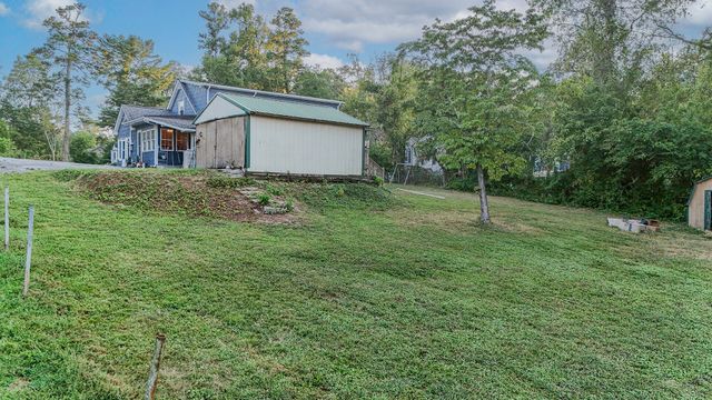 230 Washington Road, Rossville, GA 30741