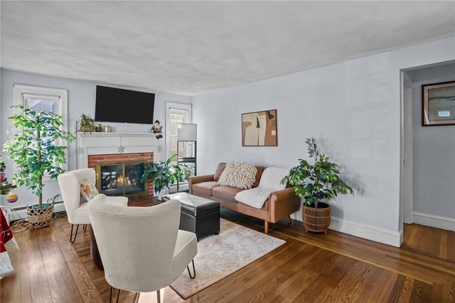 20 Maryland Drive, West Warwick, RI 02893