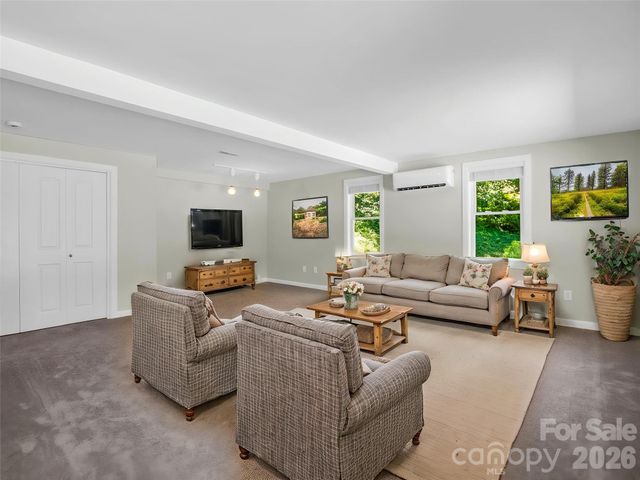 102 Little House Road, Tryon, NC 28782
