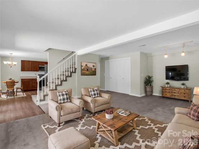 102 Little House Road, Tryon, NC 28782