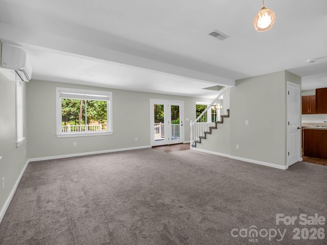 102 Little House Road, Tryon, NC 28782