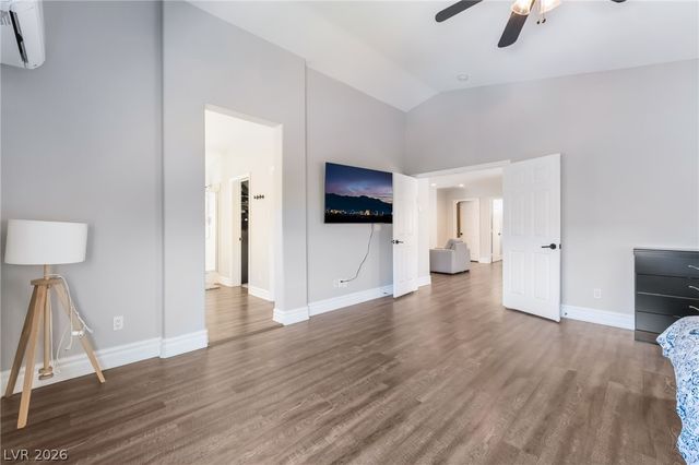 9762 Valmeyer Avenue, Las Vegas, NV 89148
