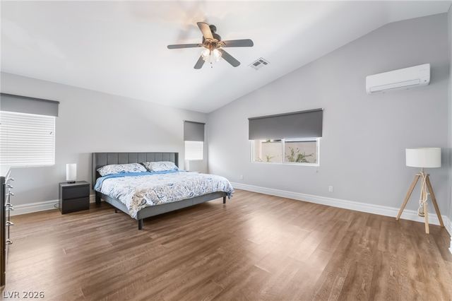9762 Valmeyer Avenue, Las Vegas, NV 89148