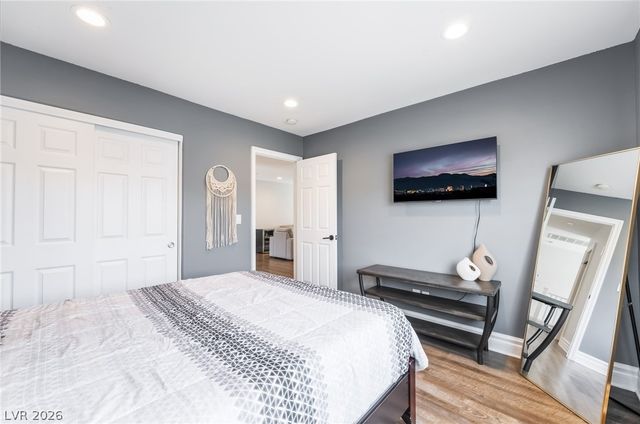 9762 Valmeyer Avenue, Las Vegas, NV 89148