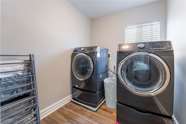 9762 Valmeyer Avenue, Las Vegas, NV 89148