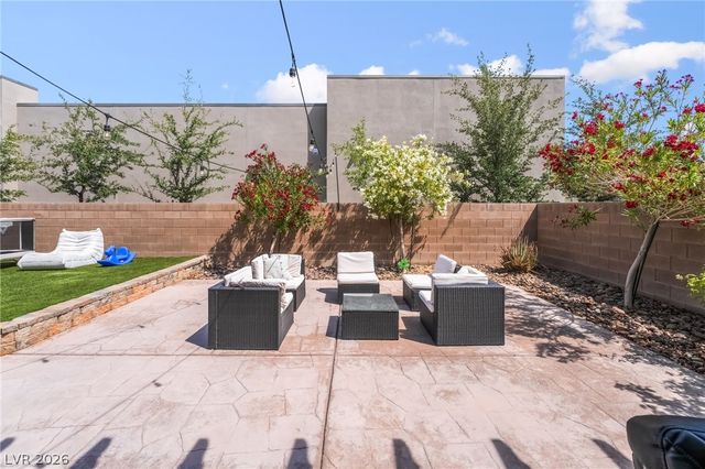 9762 Valmeyer Avenue, Las Vegas, NV 89148