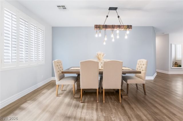 9762 Valmeyer Avenue, Las Vegas, NV 89148