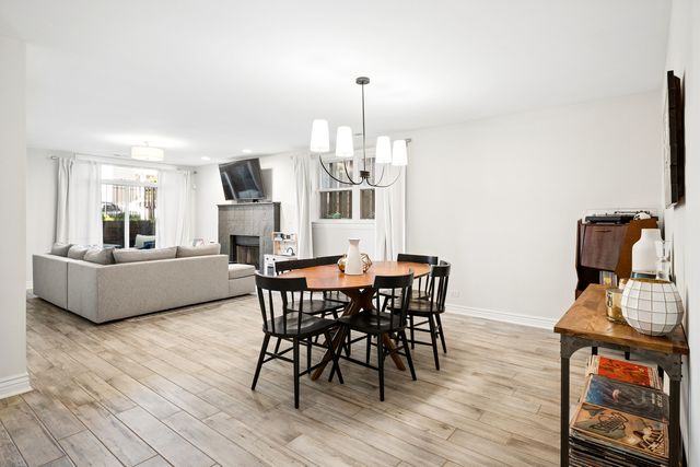 1712 N Albany Avenue 1, Chicago, IL 60647