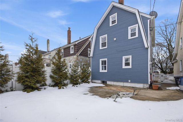 93-31 215th Street, Queens Village, NY 11428