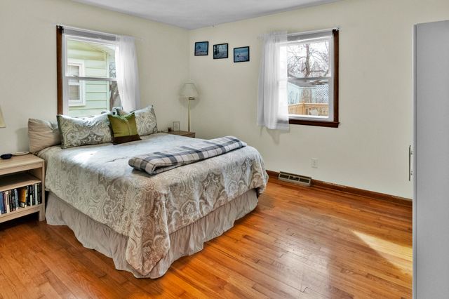 2323 S Hampton Avenue, Springfield, MO 65807