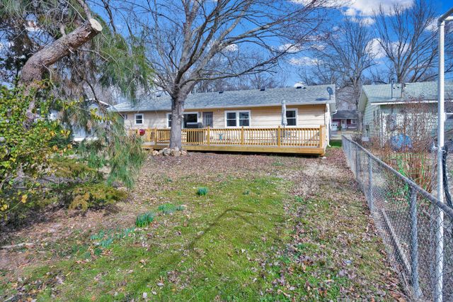 2323 S Hampton Avenue, Springfield, MO 65807