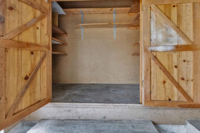 2323 S Hampton Avenue, Springfield, MO 65807