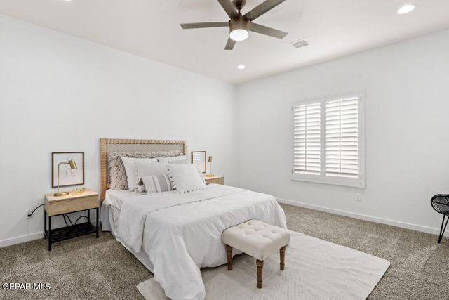 609 Curleaf Court, Horizon City, TX 79928