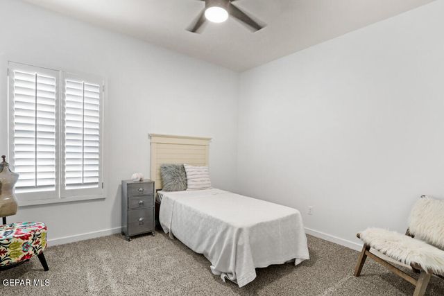 609 Curleaf Court, Horizon City, TX 79928