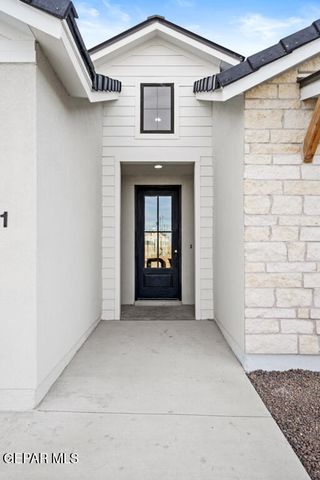 609 Curleaf Court, Horizon City, TX 79928