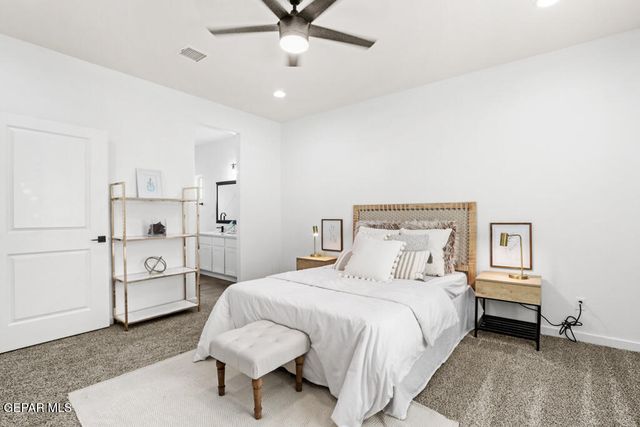 609 Curleaf Court, Horizon City, TX 79928