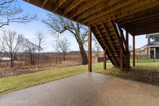 3222 Catalpa Farms Dr, Louisville, KY 40023