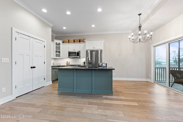 3222 Catalpa Farms Dr, Louisville, KY 40023